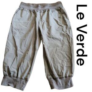 Le Verde Activewear Large Green Pull On Workout Bermuda Shorts